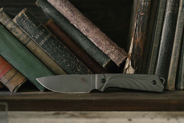 The World’s Most BADASS Fixed Blade Knife | Homesteading Simple Self Sufficient Off-The-Grid